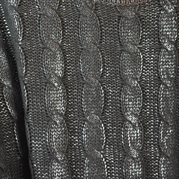 Moon & Madison Foil Silver Cable Knit Sweater NWT SZ L - Picture 7 of 13